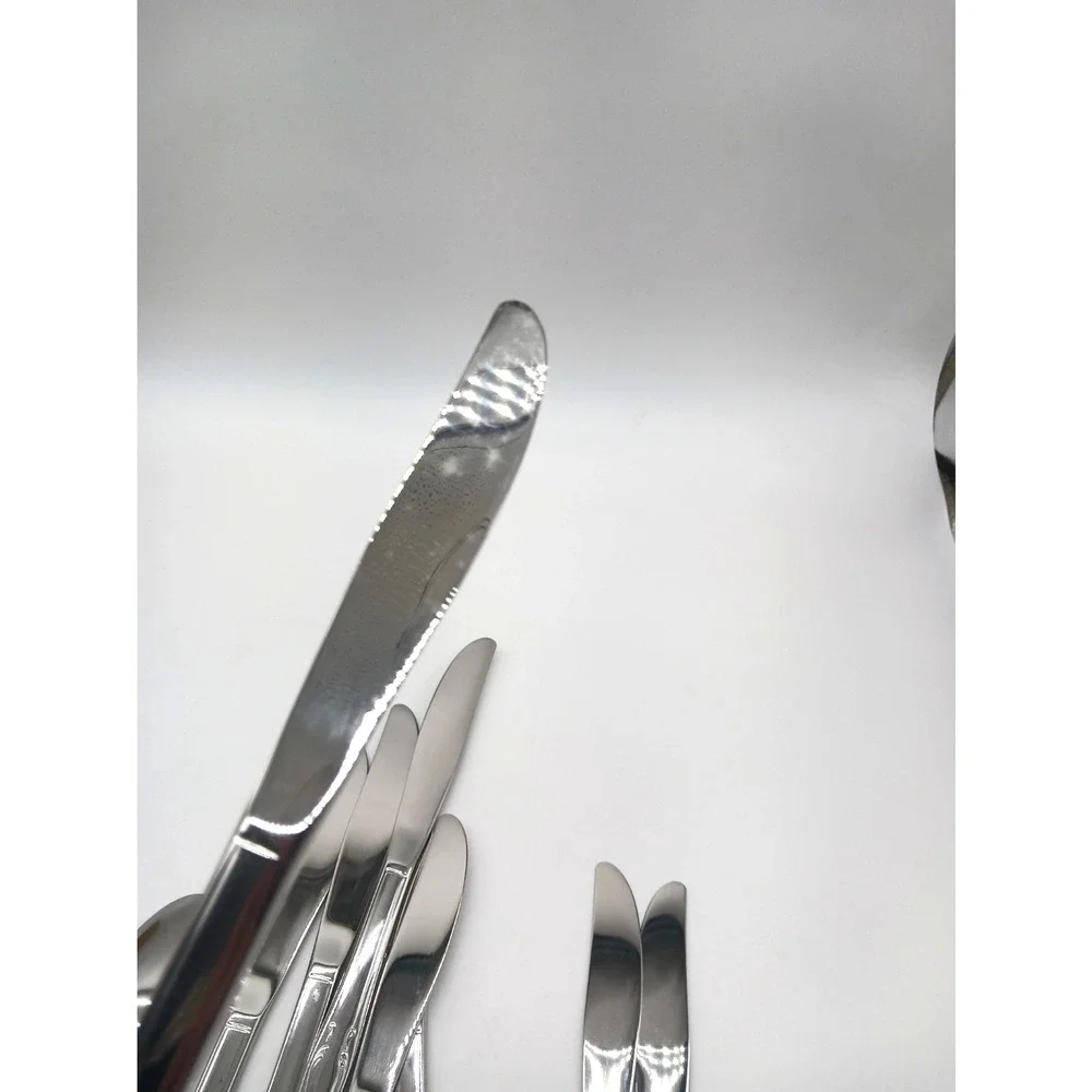 Oneida Simeon L & George H Rogers Stainless Homestead 4 Teaspoons 8 Knives Box